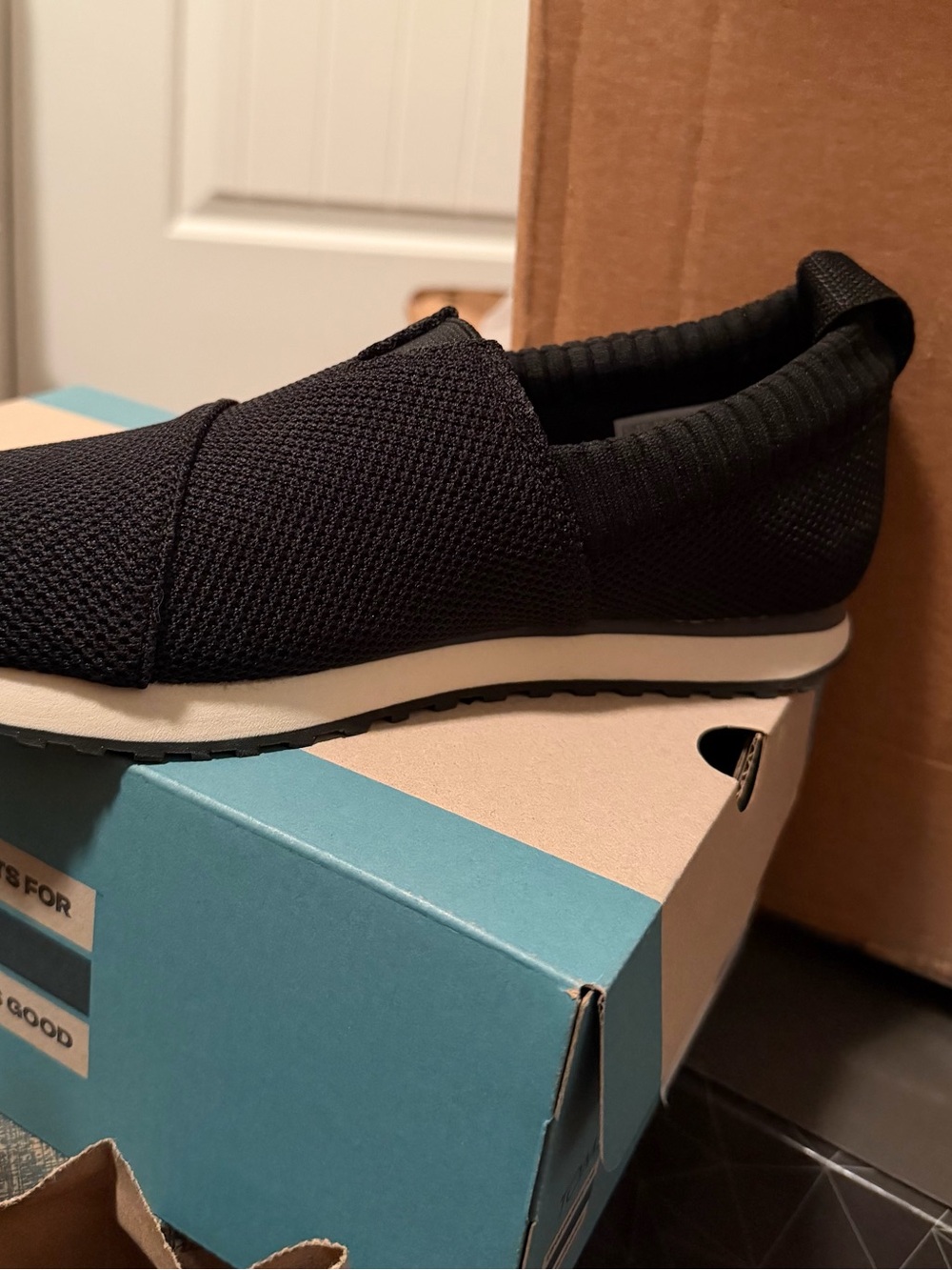 Toms alpargata resident black knit womens shoes size 6 new in box - Picture 4 of 4